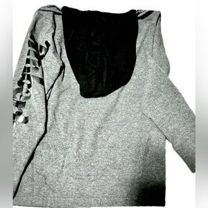 TIMBERLAND HOODIE. MEDI 10/12